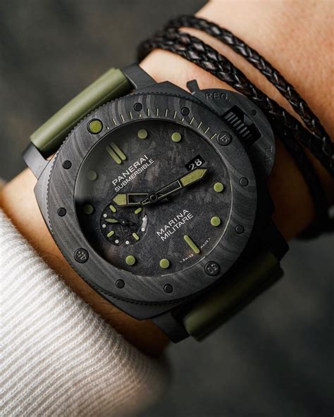 panerai submersible marina militare|panerai submersible 42mm price.